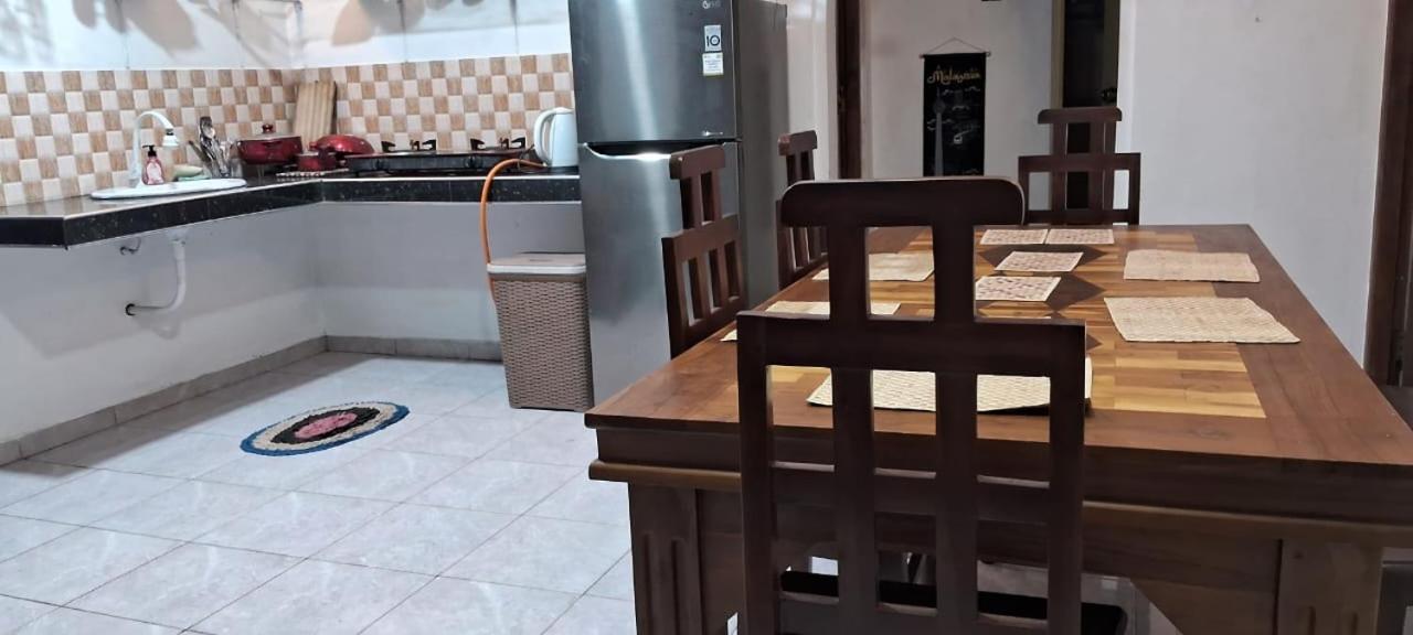 Simple Place Мириса Екстериор снимка
