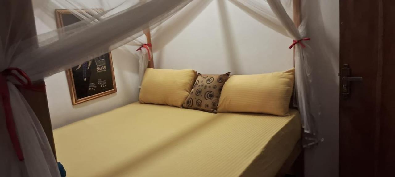 Simple Place Мириса Екстериор снимка